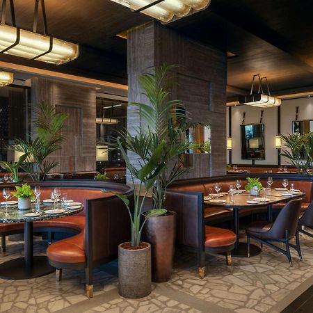Waldorf Astoria Doha Lusail Bagian luar foto The interior of the restaurant