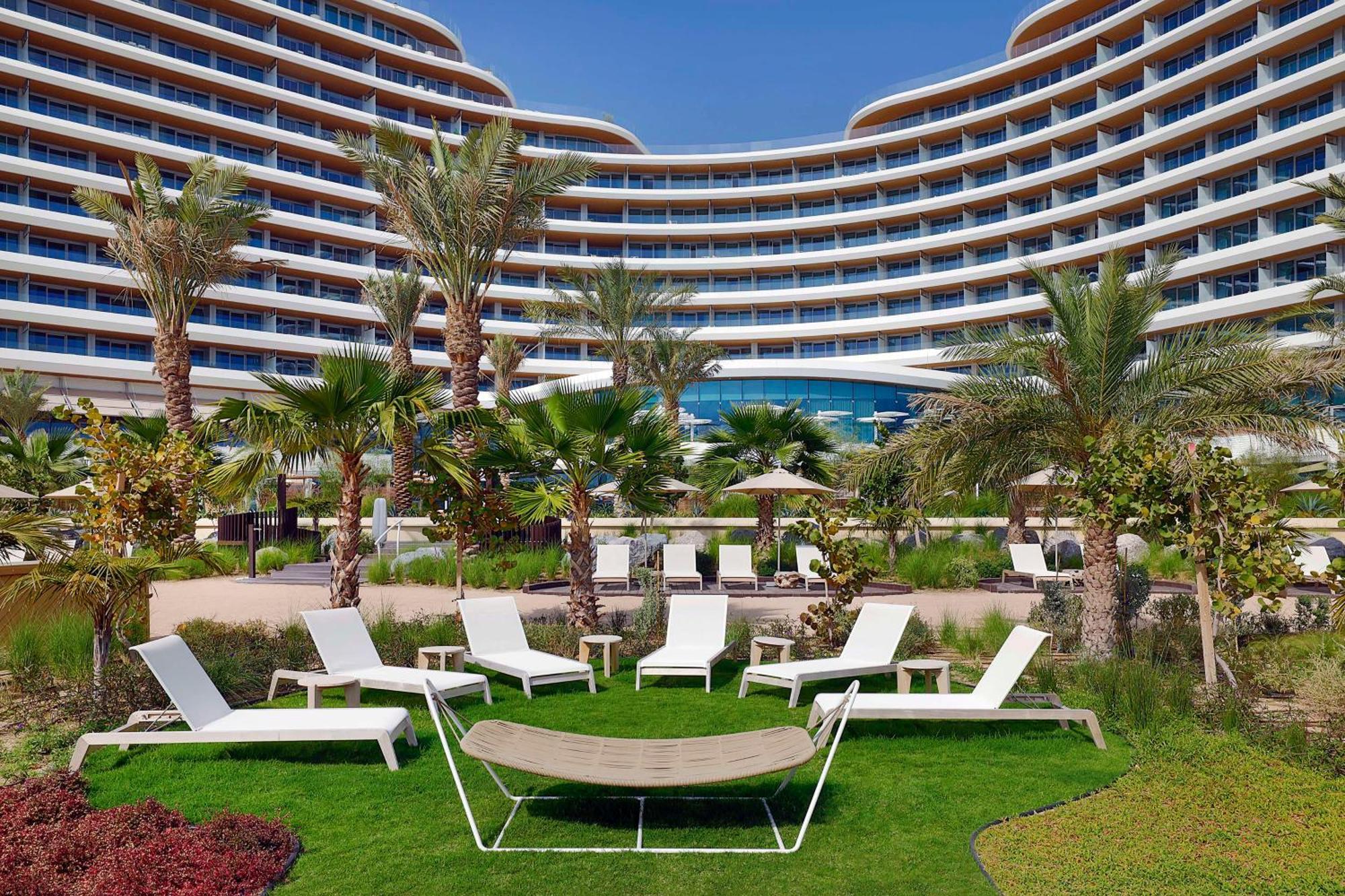Waldorf Astoria Doha Lusail Bagian luar foto The Cove Rotana Resort